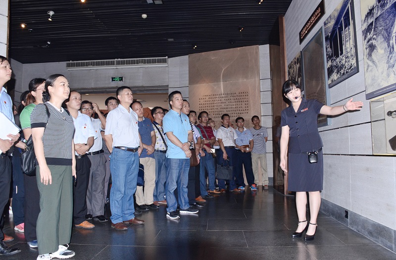 �ι۰�ɫ�������ݣ�����Ƽ  (1)